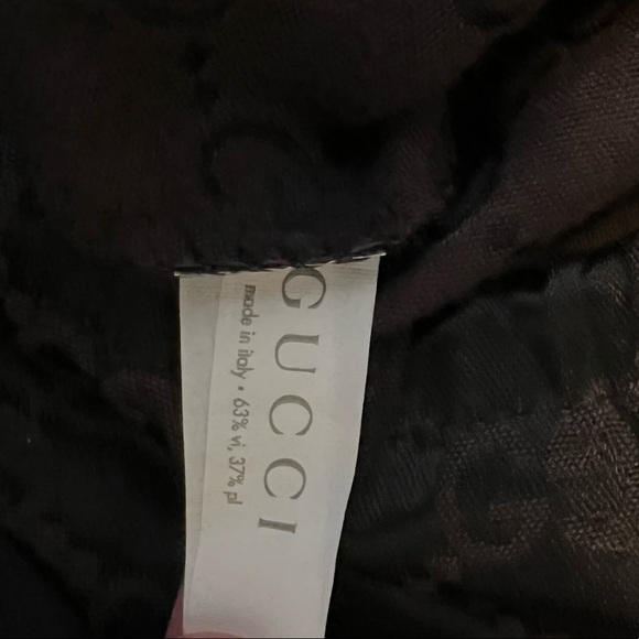 GUCCI LEATHER DIANA HOBO - Picture 8 of 9